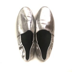 Rebecca Minkoff Romy Silver Flats Size 7.5